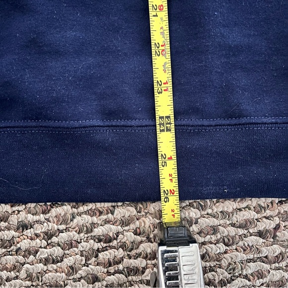 Captain America ‘Infinity War’ Crewneck - Picture 8 of 9